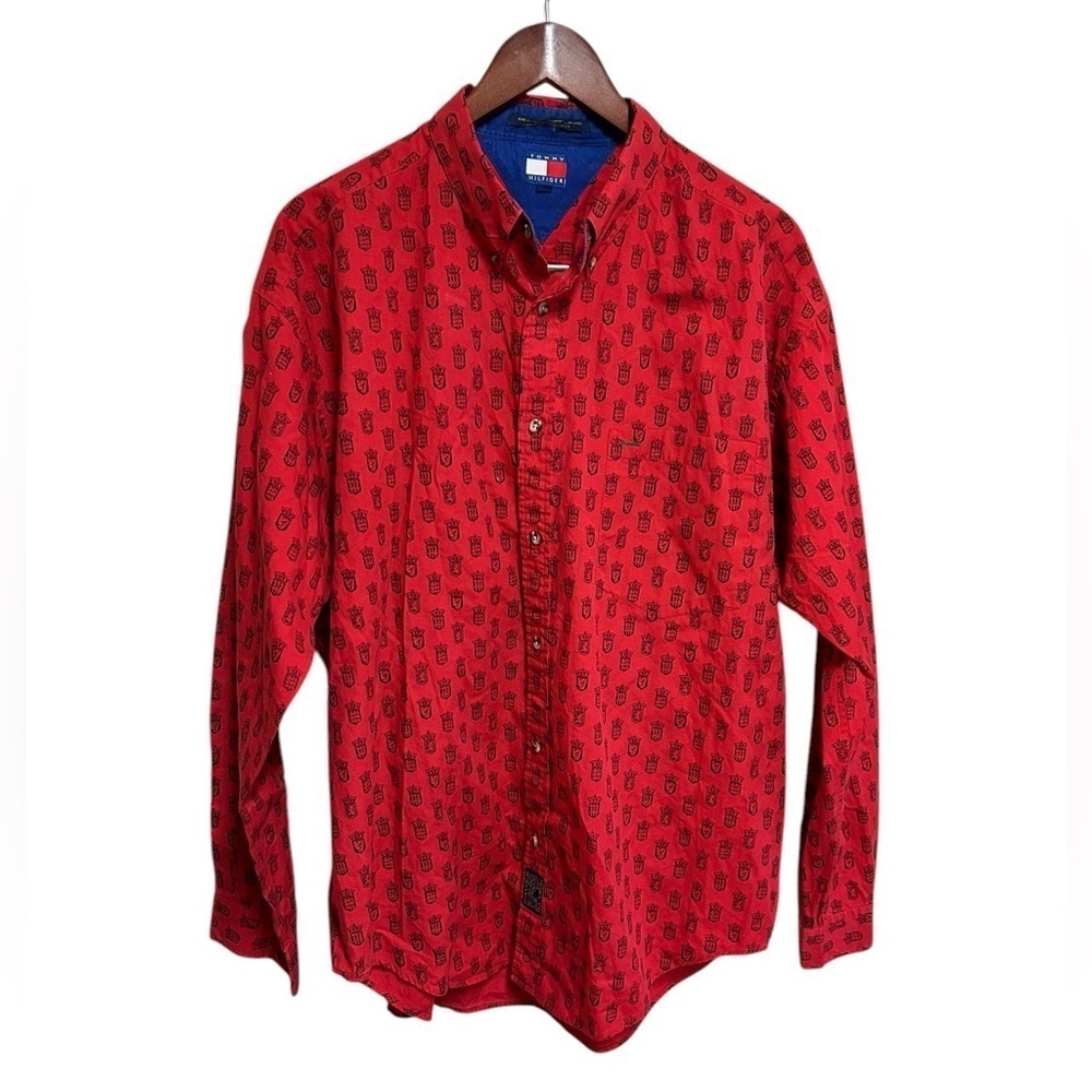 Tommy Hilfiger vintage shirt size XL Red collegiate Fraternity Style Lion Crest
